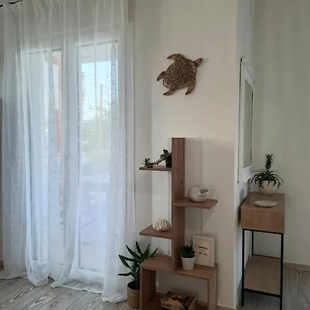 Kyveli's Nikiti (Sithonia)